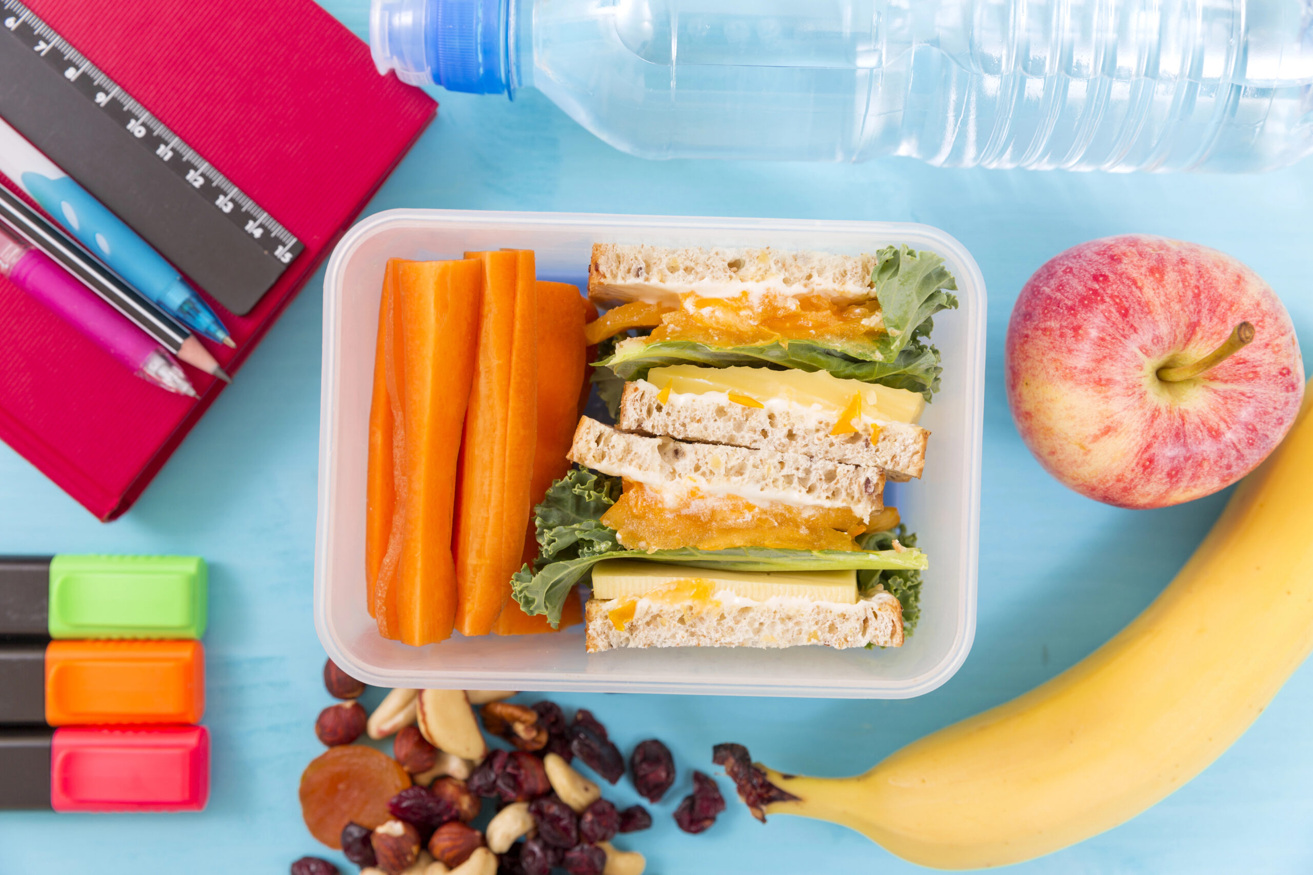 Easy Lunch Ideas for Busy Moms (Fast, Real-Life Options You’ll Actually Use)
